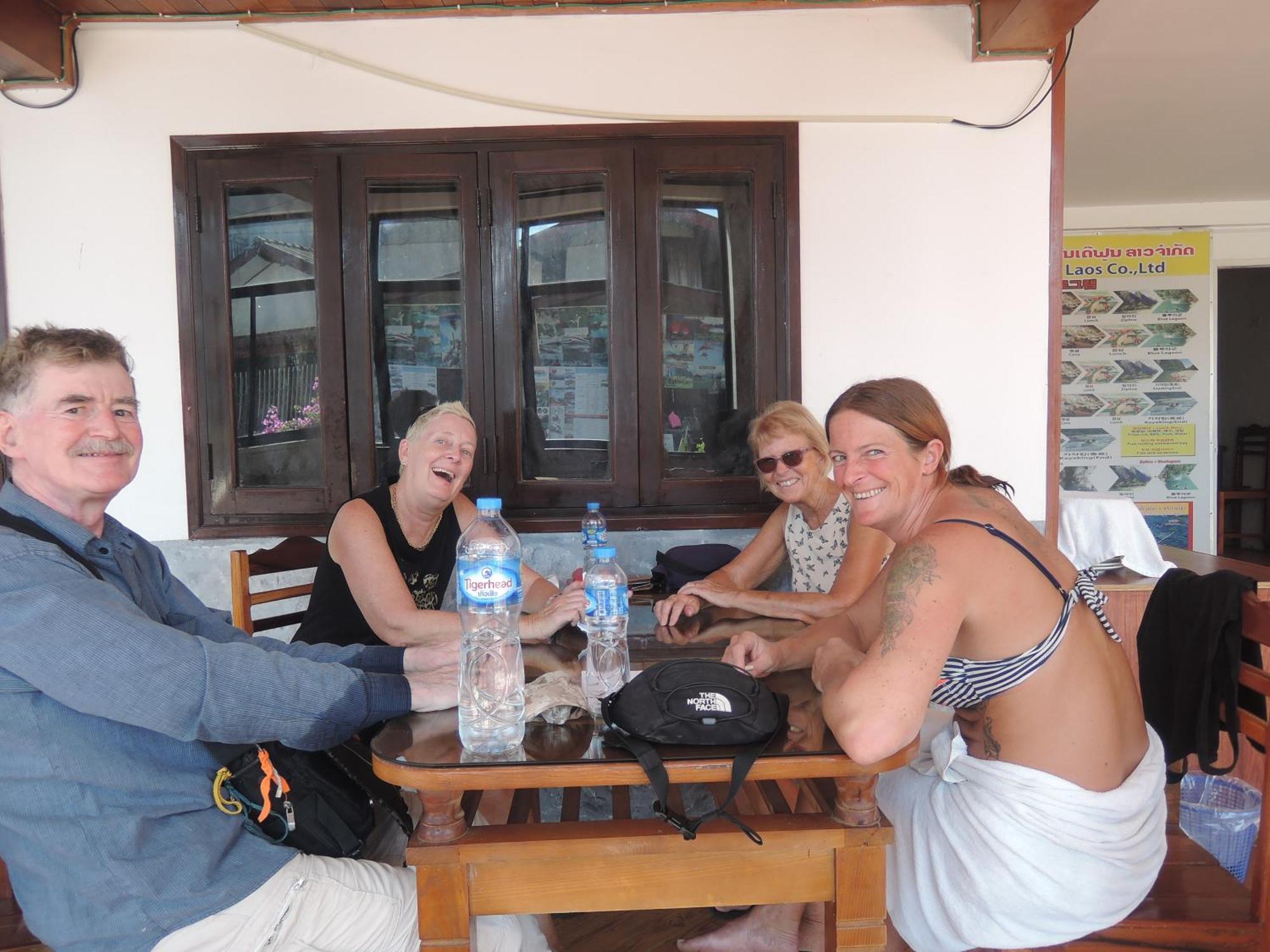 Lacasa Vang Vieng Hotel Bagian luar foto
