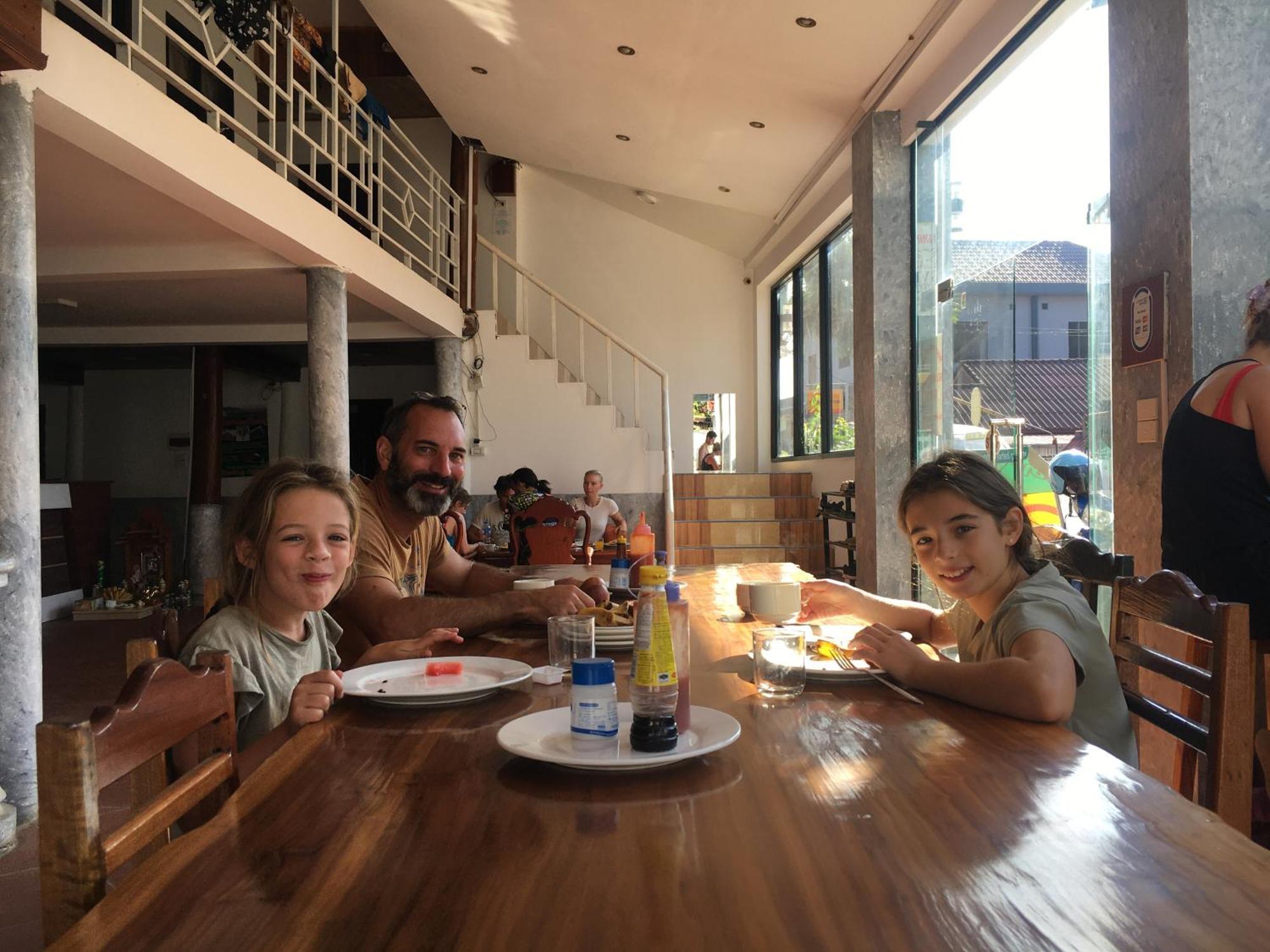 Lacasa Vang Vieng Hotel Bagian luar foto