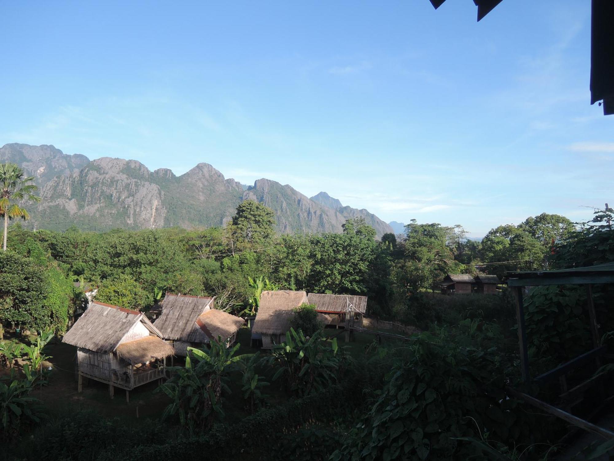 Lacasa Vang Vieng Hotel Bagian luar foto